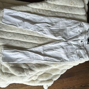 Kut white straight leg rough hem jeans size 6